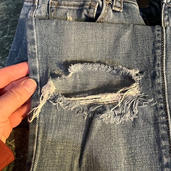 American Eagle Outfitters Women’s Distressed Boot Leg Jeans - Picture 8 of 9
